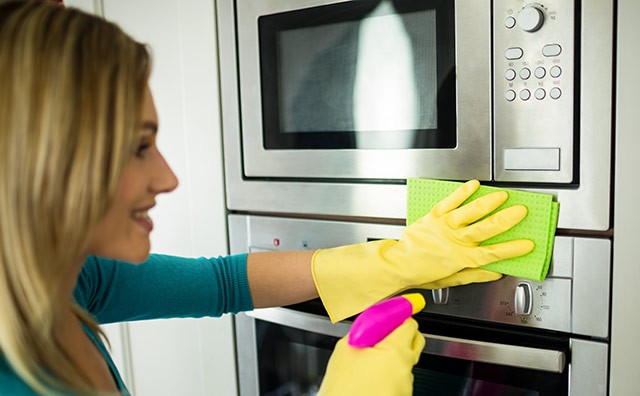 厨房清洁方法与技巧